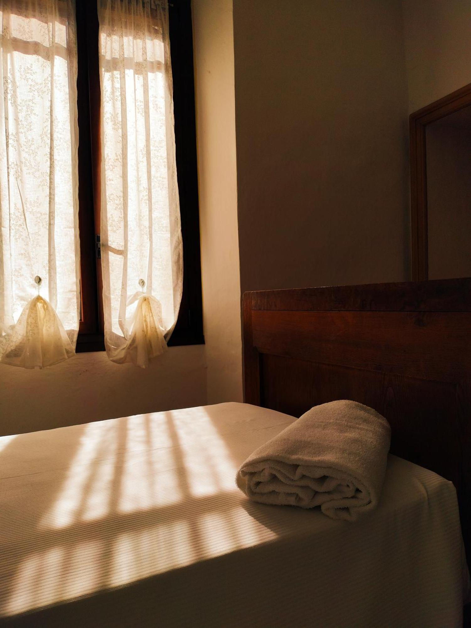 Casa Dell'Angelo Custode Hotell Chiusa di Pesio Eksteriør bilde
